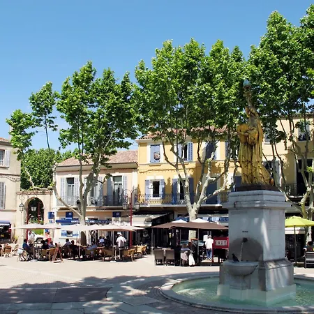 Apartment Les Terrasses De La By Interhome