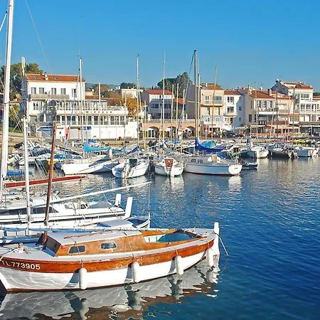 Apartment Les Terrasses De La By Interhome *